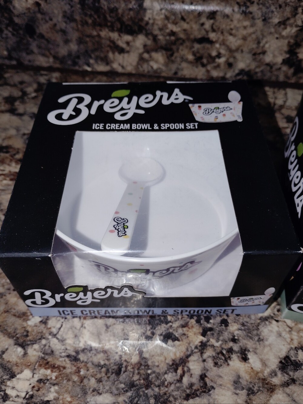 Breyer White Ice Cream Bowl & Spoon Set - Decorative Dessert Bowls. New Set 2 - Picture 6 of 7